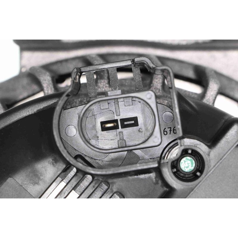 Снимка на Плафон за заден номер VEMO Original Quality LED (светодиоди) V10-84-0139 за Audi A4 Allroad (8WH, B9) 45 TFSI Mild Hybrid quattro - 265 коня бензин/електро