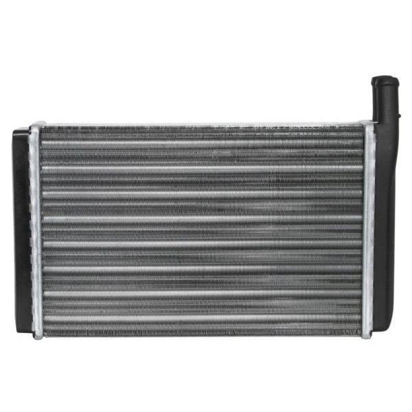 Снимка на Радиатор за парно THERMOTEC D6W003TT за VW Golf 1 (17) 1.5 - 70 коня бензин