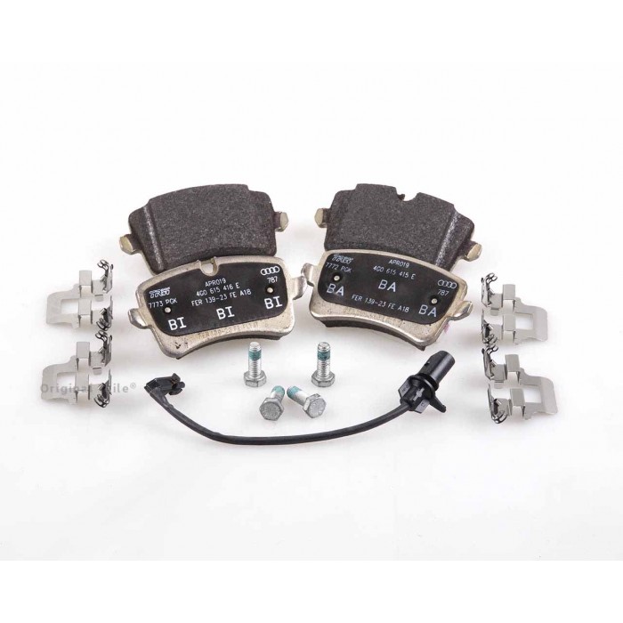 Снимка на 1 set of brake pads for disk brake VAG 4G0698451H за Audi A5 Cabrio (8F7) RS5 quattro - 450 коня бензин