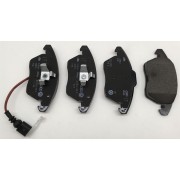 Снимка на 1 set: brake pads with wear indicator for disc brake VAG 3C0698151C