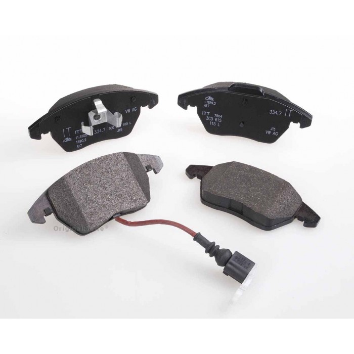 Снимка на 1 set: brake pads with wear indicator for disc brake VAG 3C0698151P за Skoda Octavia Estate (1Z5) 1.8 TSI 4x4 - 152 коня бензин