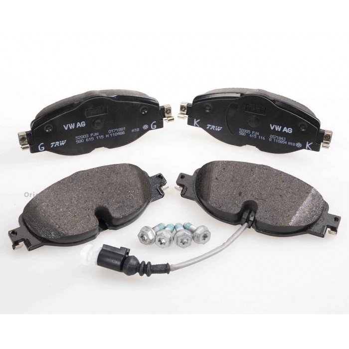 Снимка на 1 set: brake pads with wear indicator for disc brake VAG 8V0698151 за Audi A3 (8V1) 1.6 TDI - 115 коня дизел