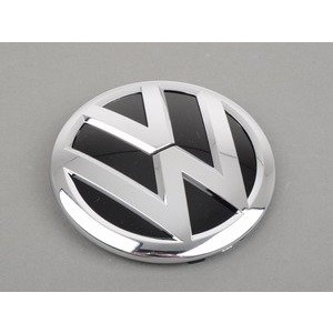 Снимка на VW Emblem - Front VAG 3G0853601BDPJ за мотор Honda CBR CBR 1000 RR Fireblade (SC59) - 178 коня бензин