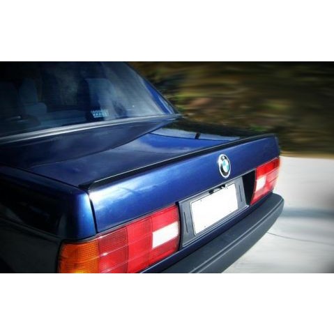Снимка на Лип спойлер за багажник BMW Е30 AP LSE30 за BMW 5 Sedan E60 525 i - 218 коня бензин